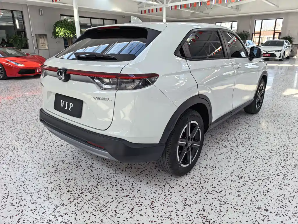 Honda Vezel 2023 — фото 8
