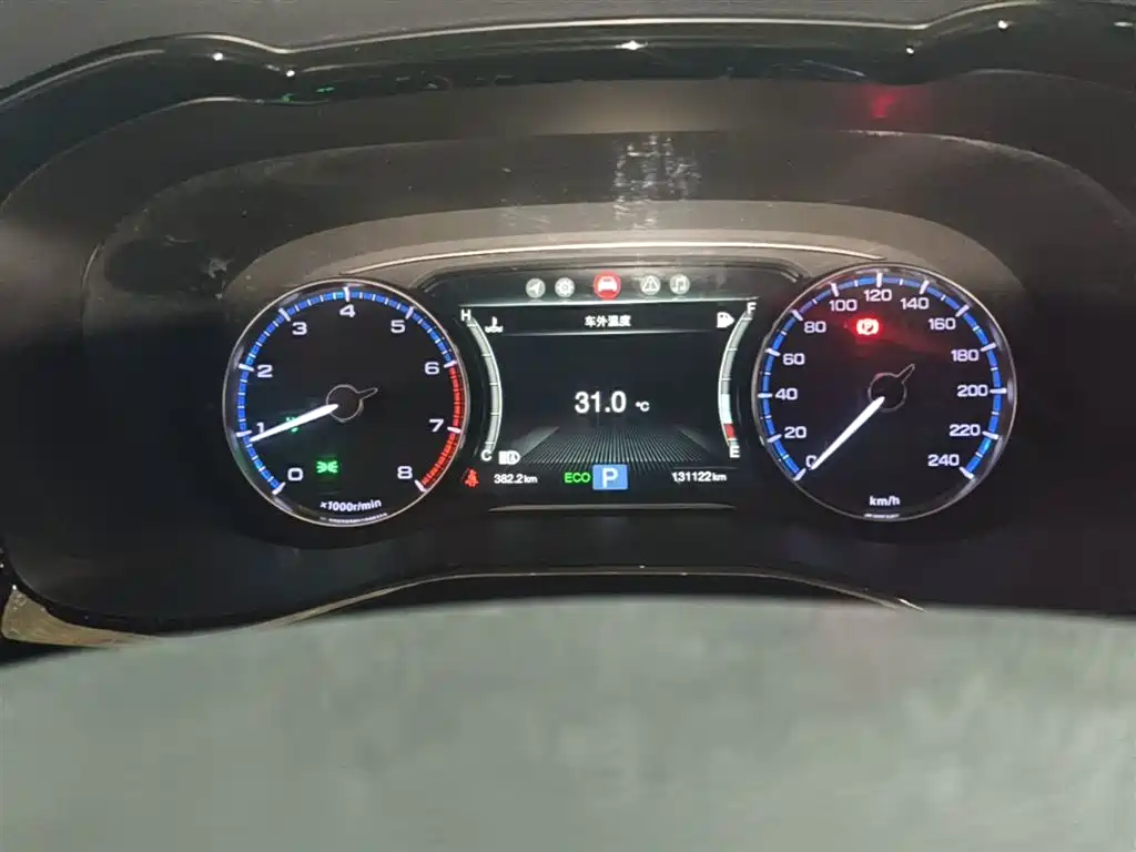 GAC Motor Trumpchi M8 2019 — фото 12