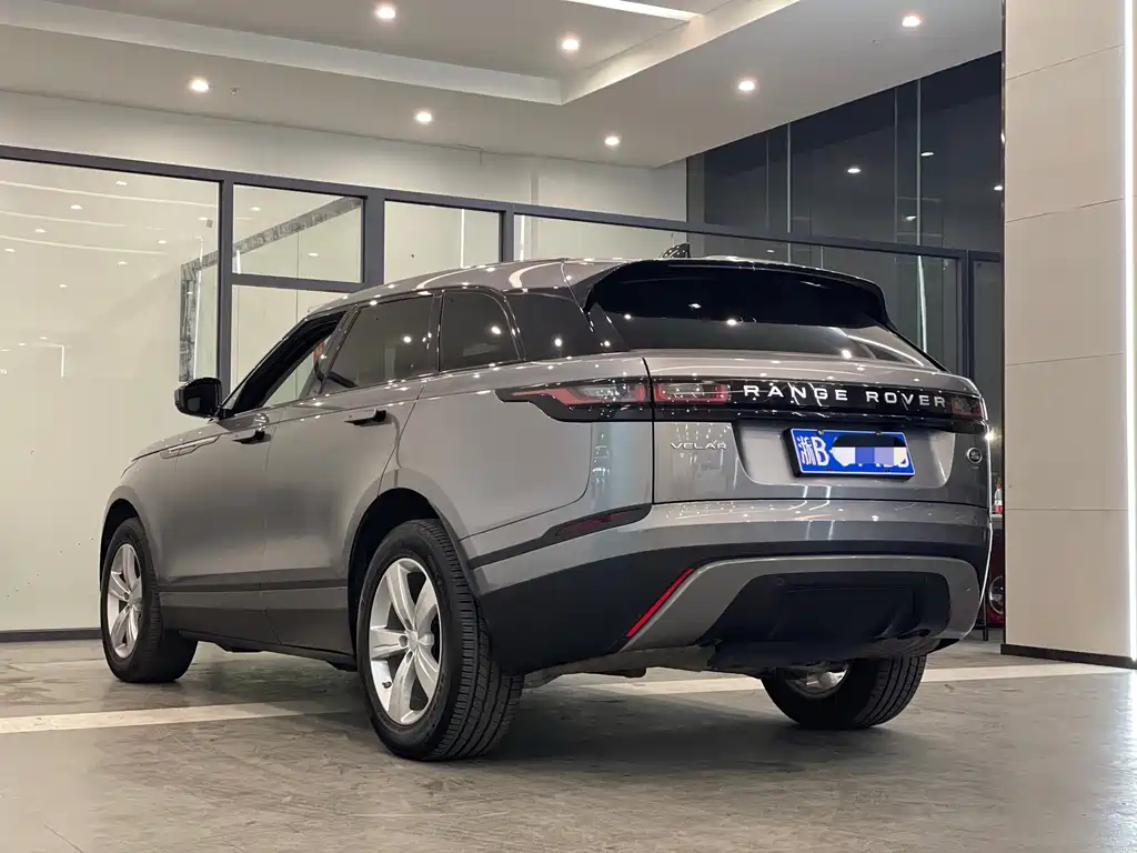 Land Rover Velar 2018 — фото 11