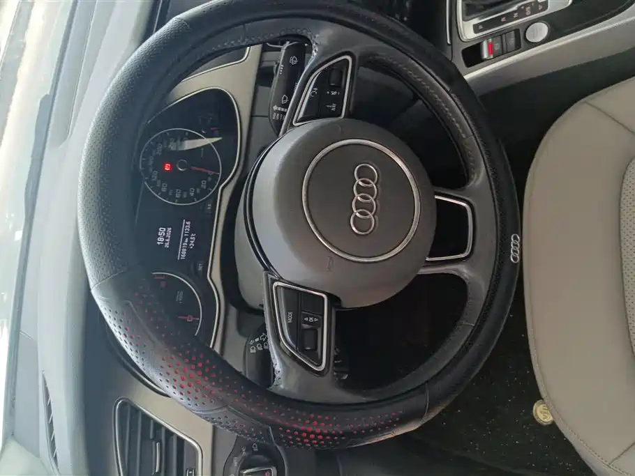 Audi A4L 2016 — фото 15