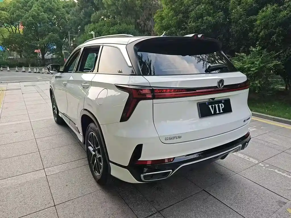 Changan CS75 PLUS 2025 — фото 5