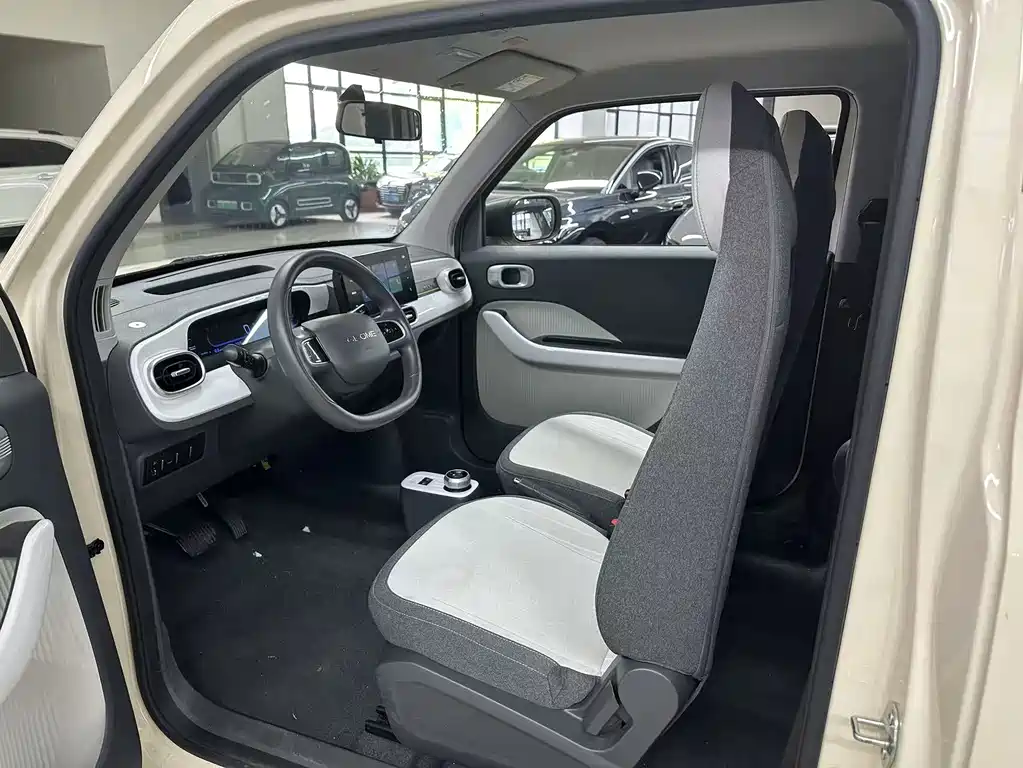 Geely Galaxy Panda 2025