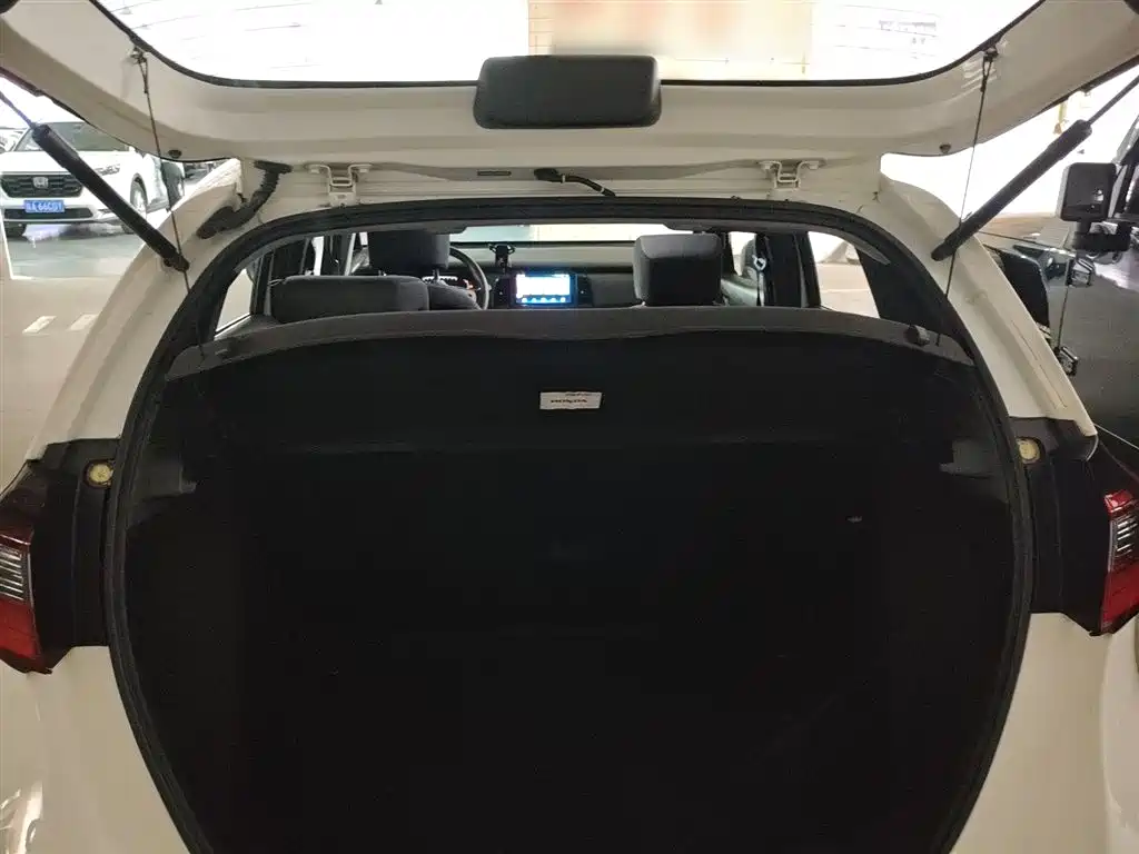 Honda Fit 2023 — фото 9