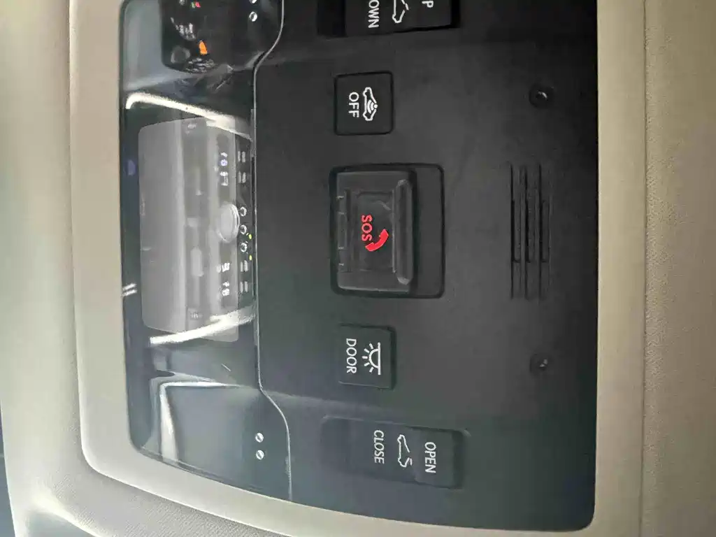 Lexus NX 2021 — фото 15