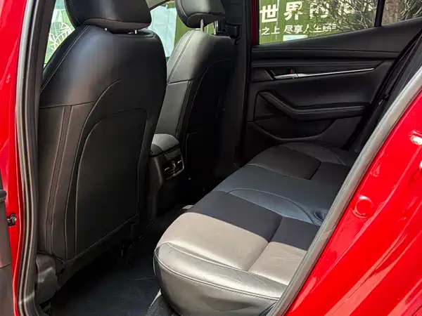 Mazda 3 Axela 2021