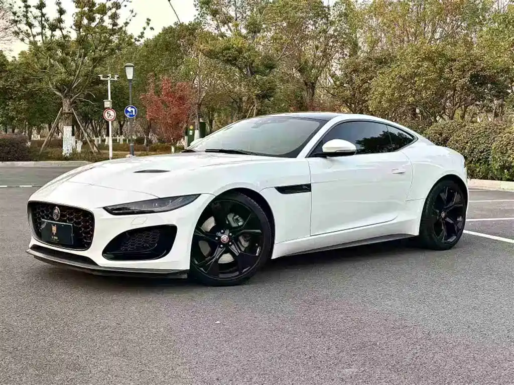Jaguar F-TYPE 2021 — фото 2
