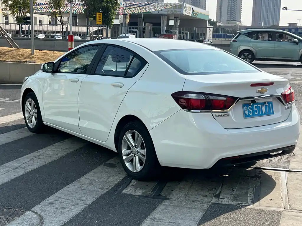 Chevrolet Cruze 2015 — фото 6
