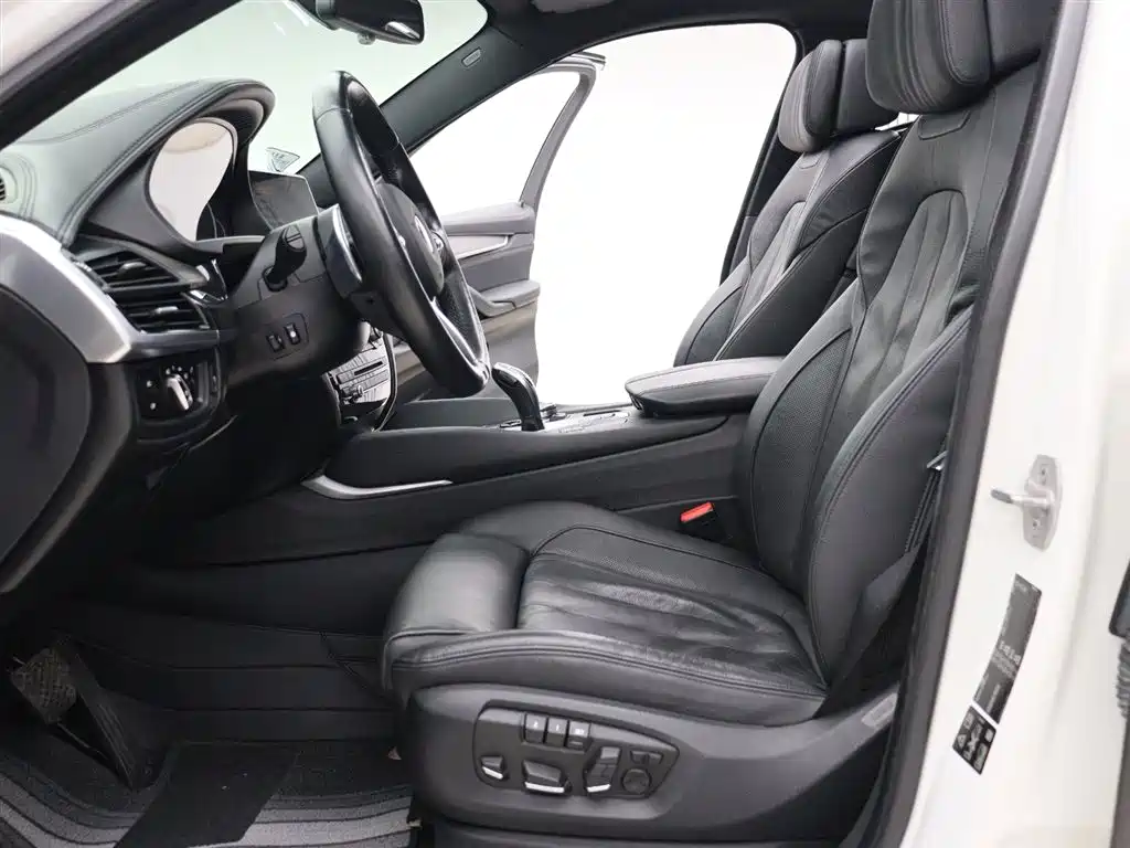 BMW X6 2016 — фото 2