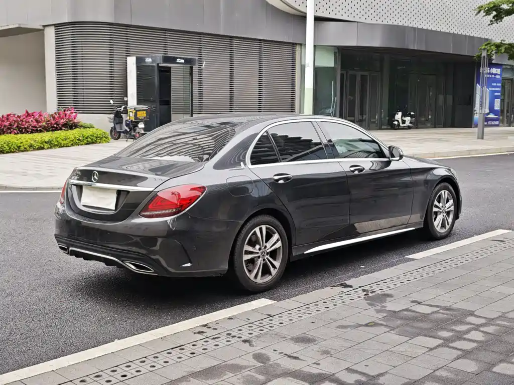 Mercedes-Benz C-Class 2021 — фото 4