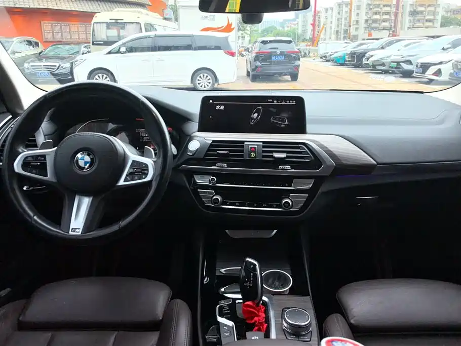 BMW X3 2020 — фото 11