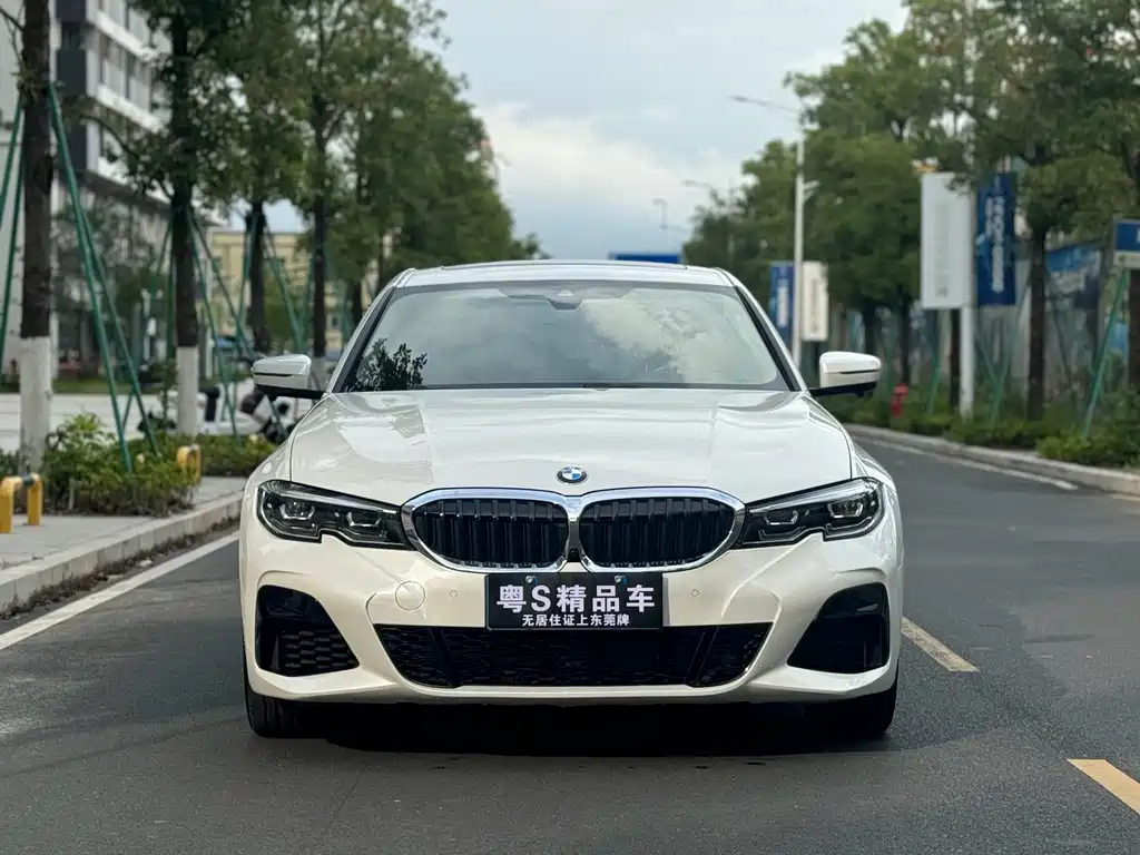 BMW 3 Series 2022