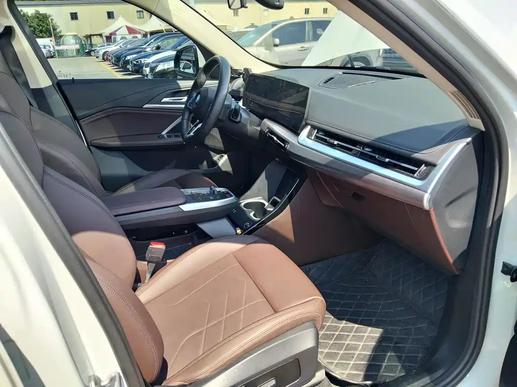 BMW X1 2023 — фото 11