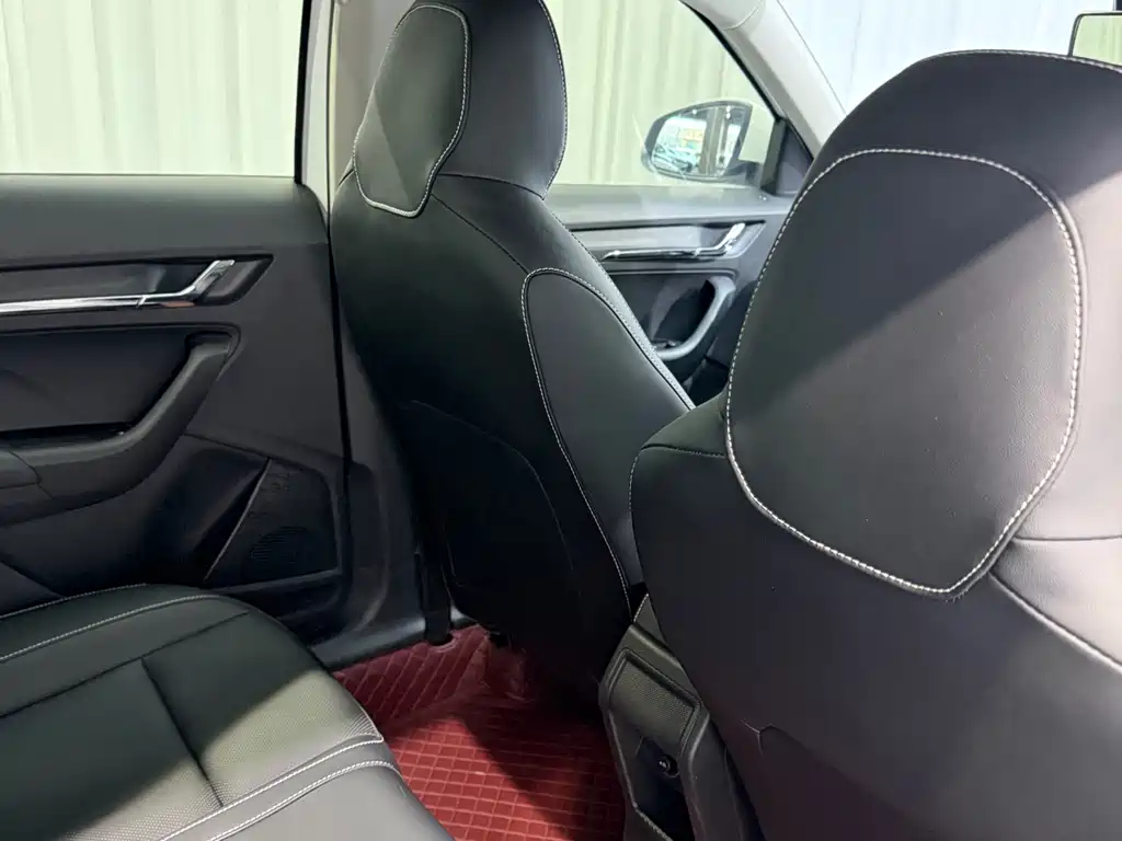 Skoda Kamiq 2023 — фото 10