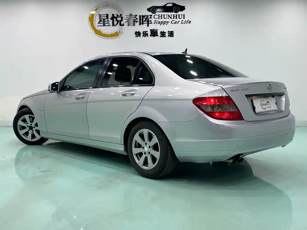 Mercedes-Benz C-Class 2011