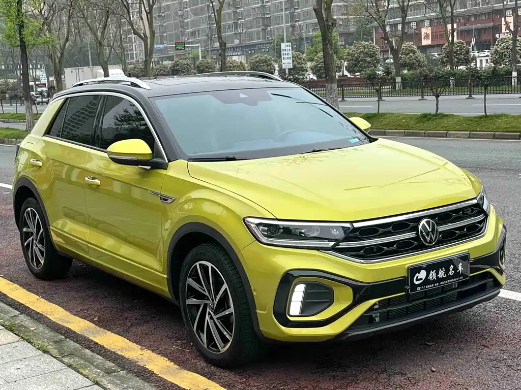 Volkswagen T-Roc 2023 — фото 3