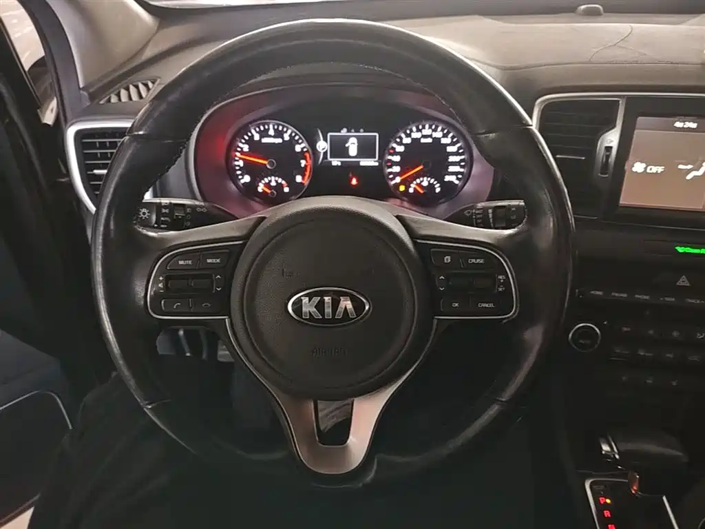 Kia KX5 2016 — фото 11