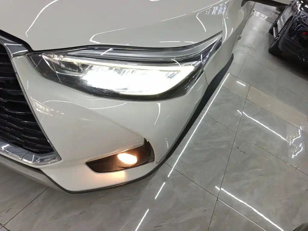 Toyota Yaris L 2022