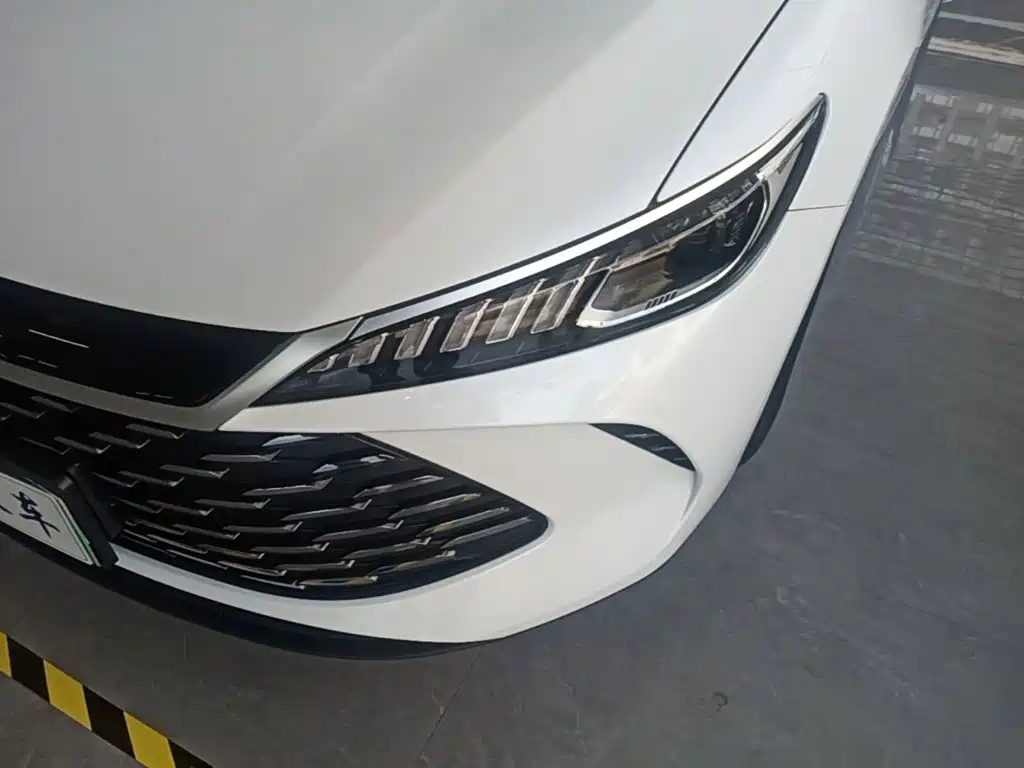 BYD Qin PLUS 2025 — фото 24