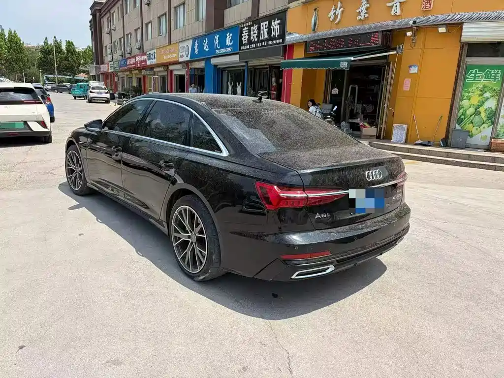 Audi A6L 2022
