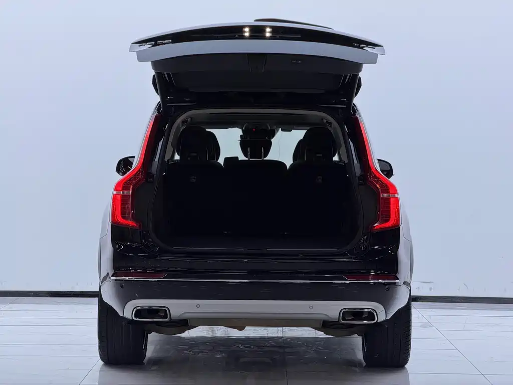 Volvo XC90 2020 — фото 25