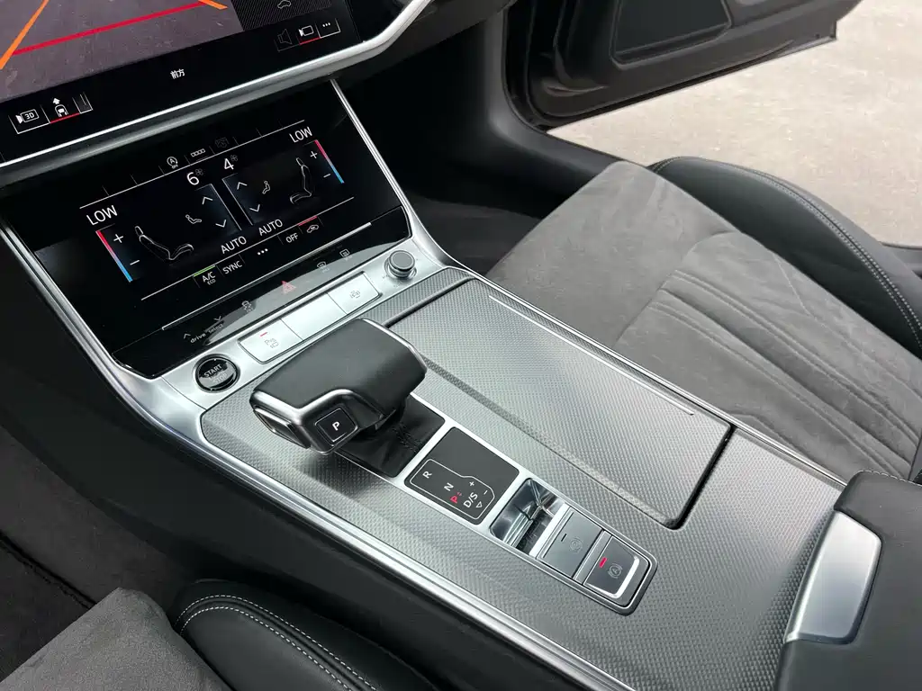 Audi A6L 2023 — фото 12