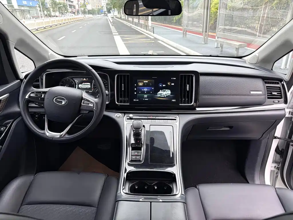 GAC Motor Trumpchi M8 2023 — фото 4
