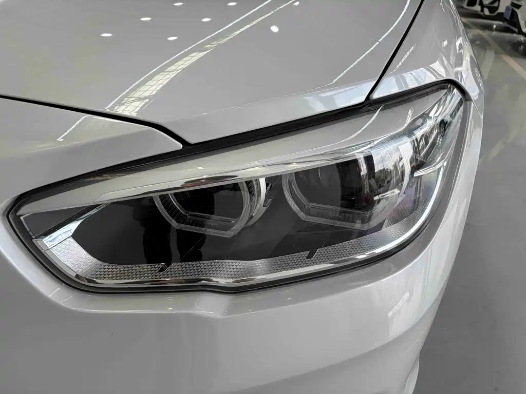 BMW 1 Series 2015 — фото 24