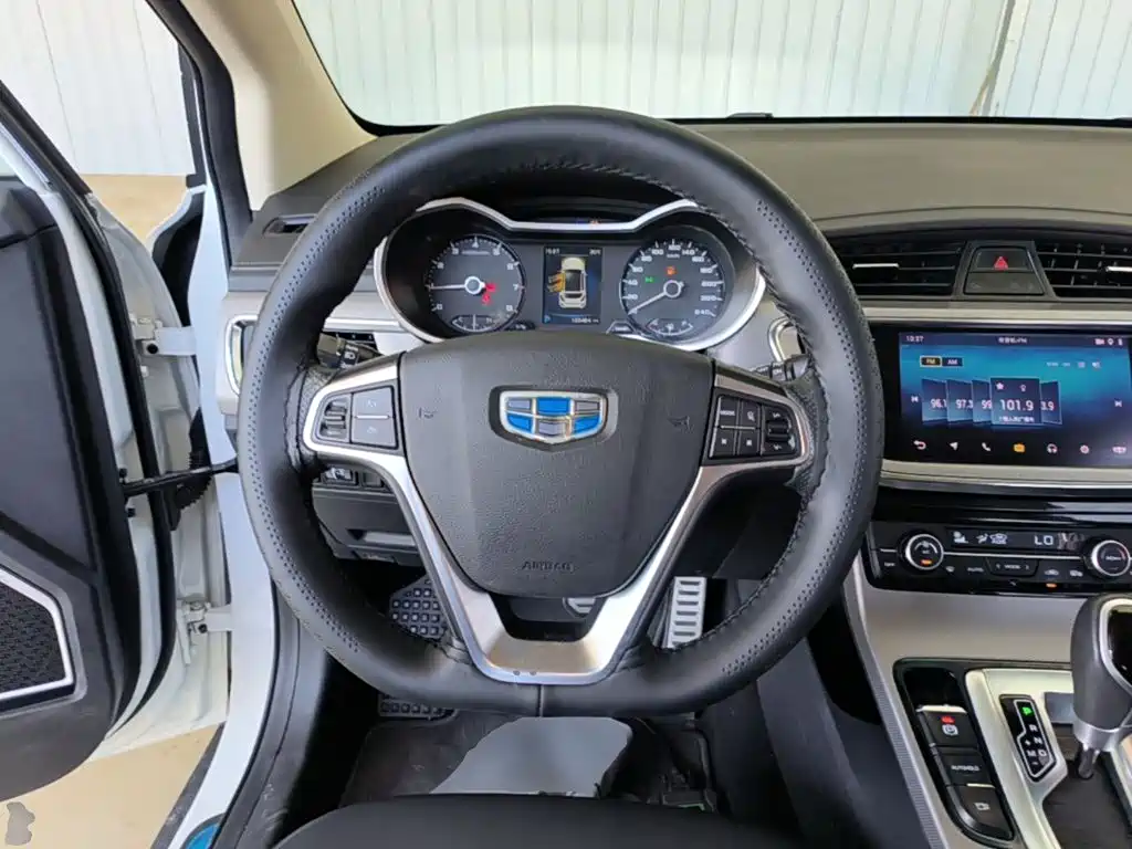 Geely Emgrand GS 2019 — фото 11