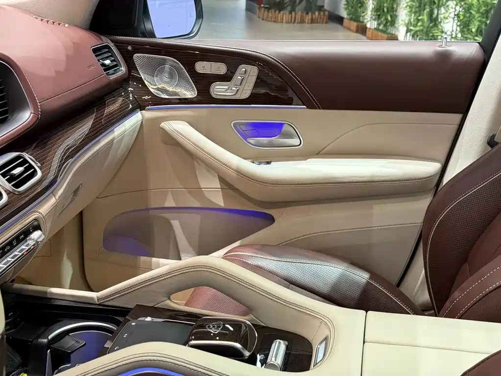 Mercedes-Benz GLS 2021 — фото 14