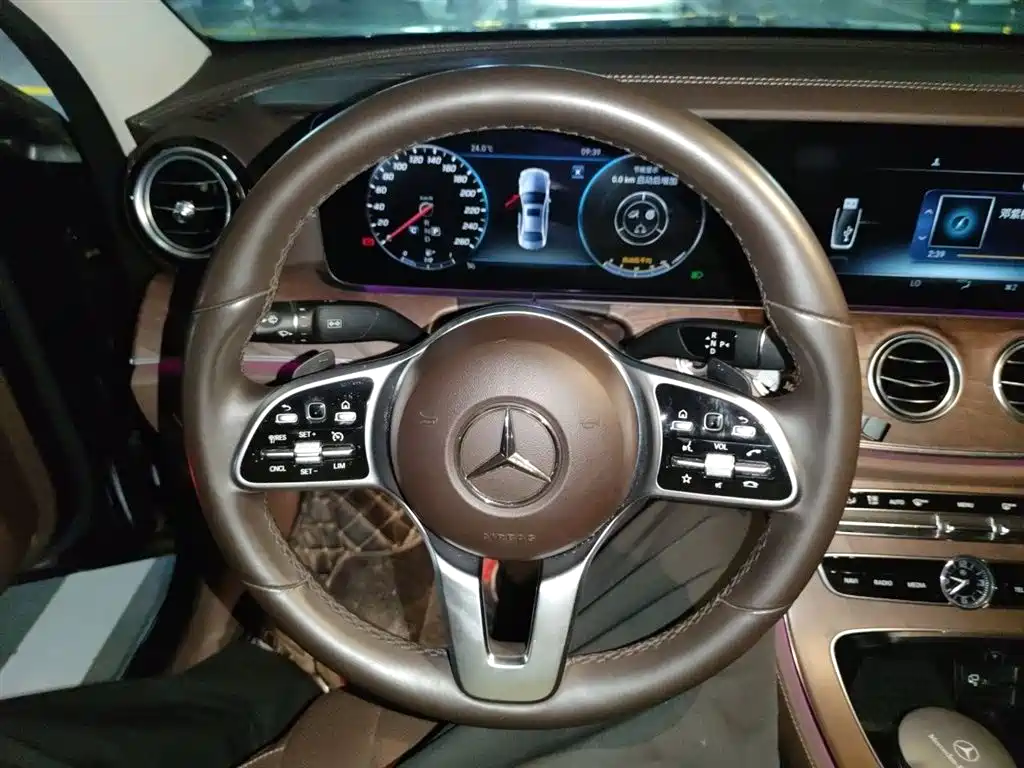 Mercedes-Benz E-Class 2020 — фото 3