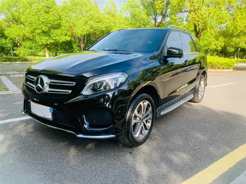 Mercedes-Benz GLE 2018 — фото 1