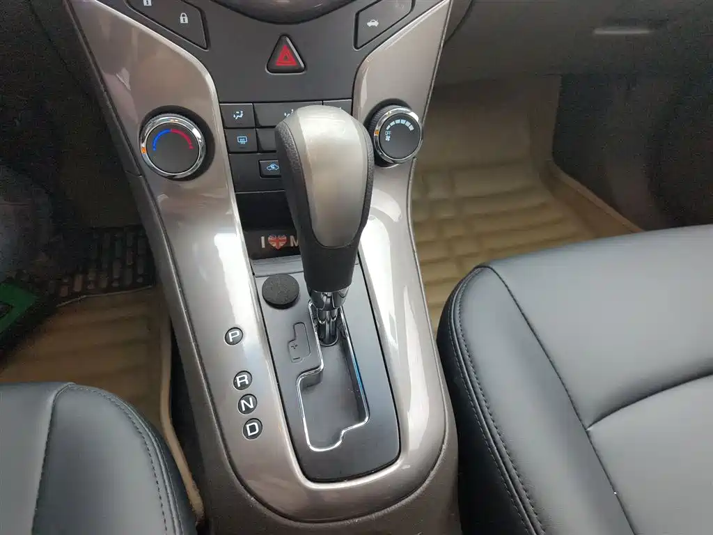 Chevrolet Cruze 2014 — фото 14