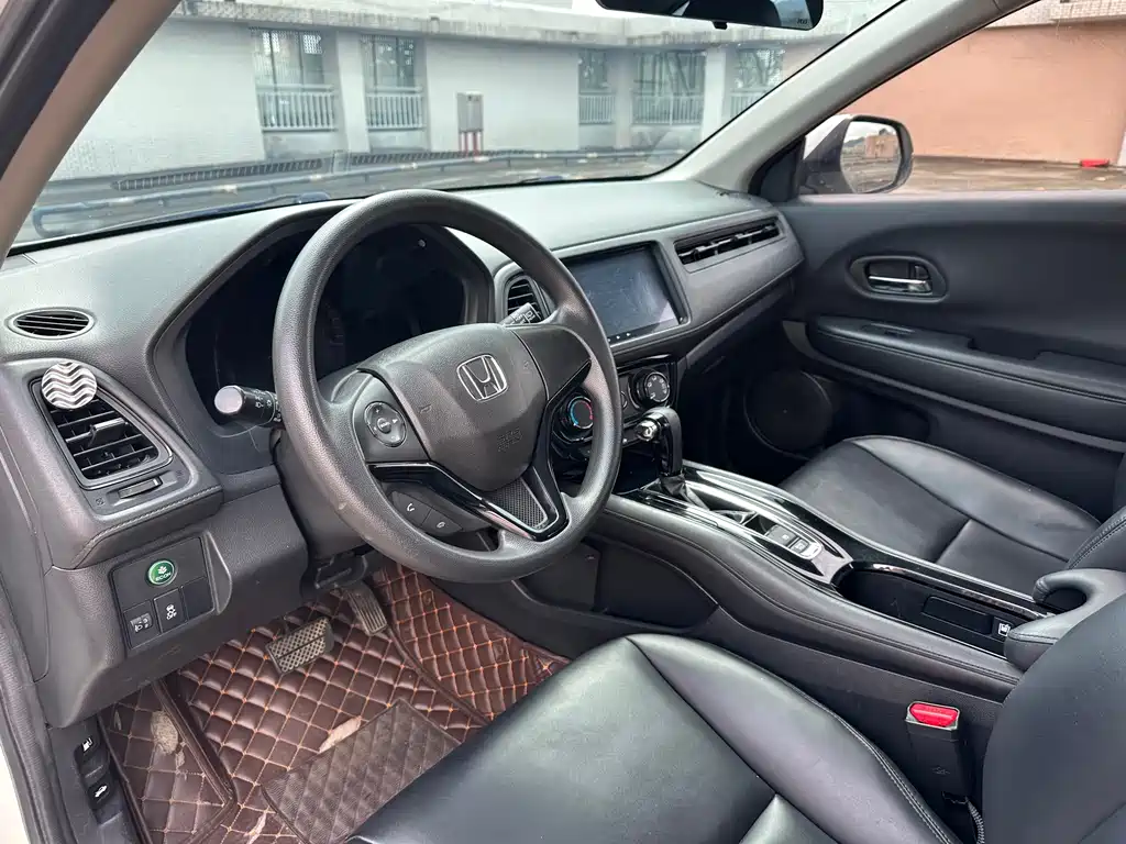 Honda Vezel 2017 — фото 10