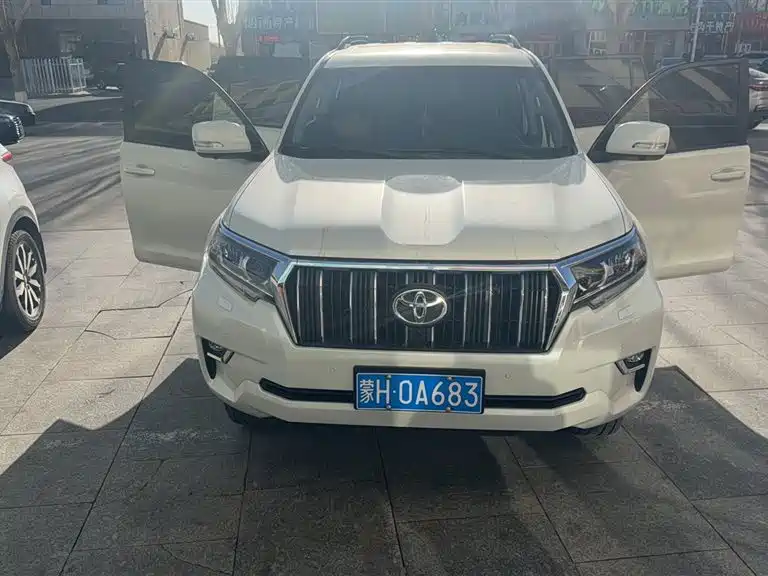 Toyota Prado 2018 — фото 4