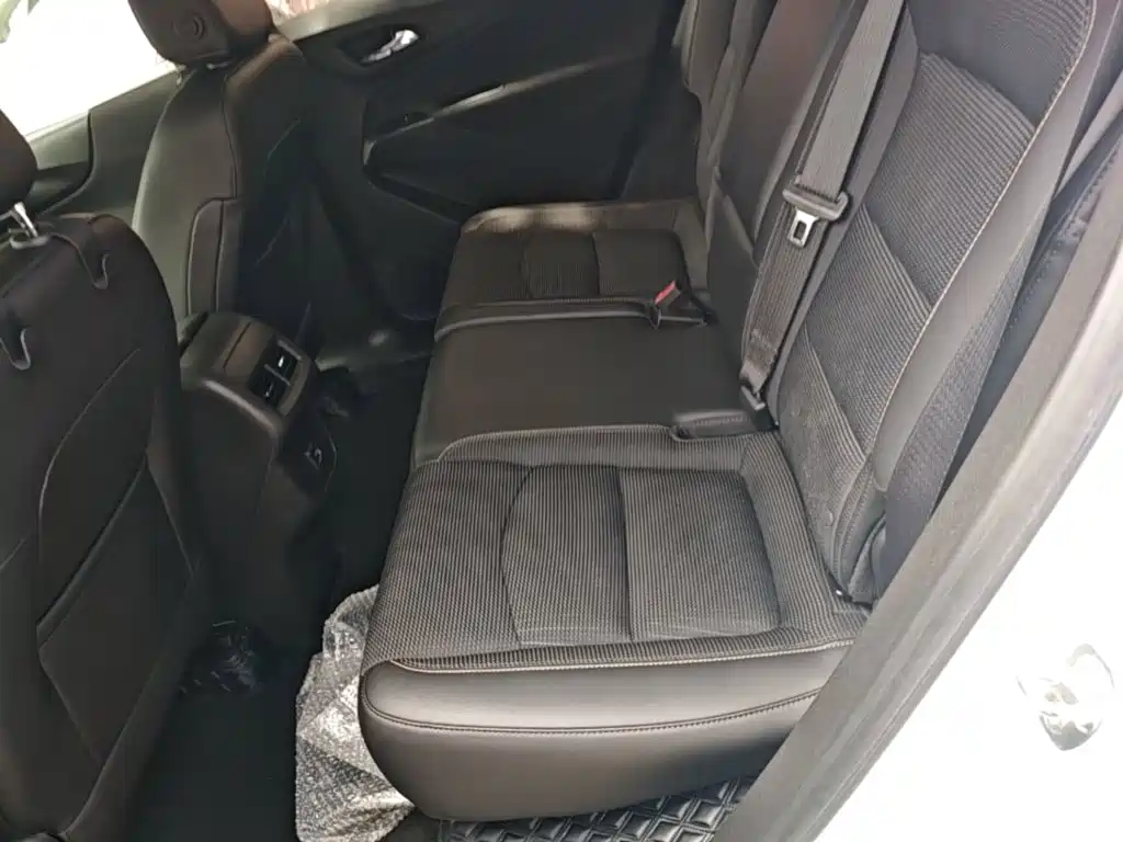 Chevrolet Equinox 2018 — фото 17