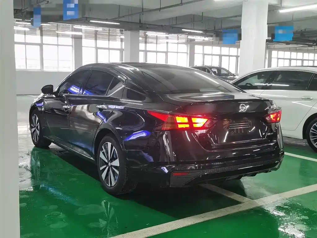 Nissan Teana 2021 — фото 23