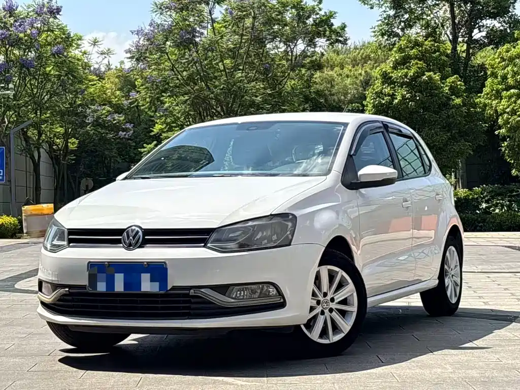 Volkswagen Polo 2014 — фото 1