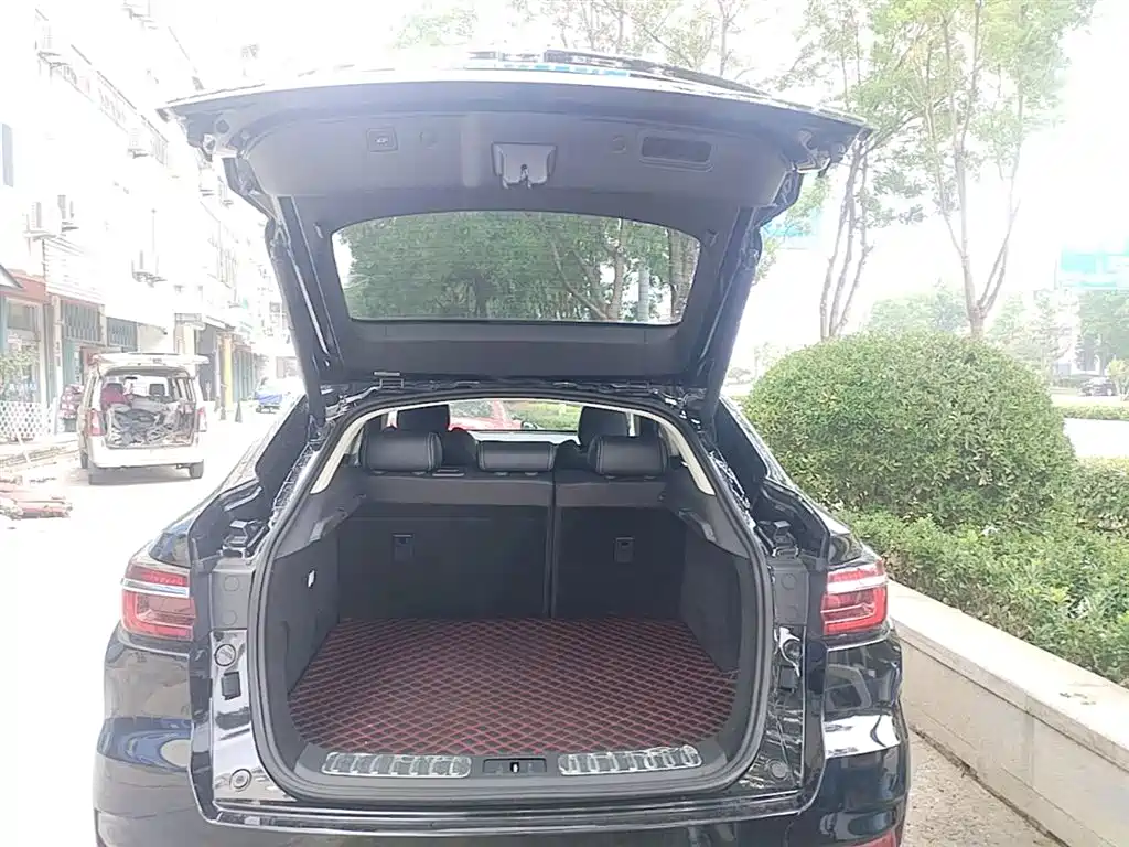 Changan CS85 COUPE 2019 — фото 19