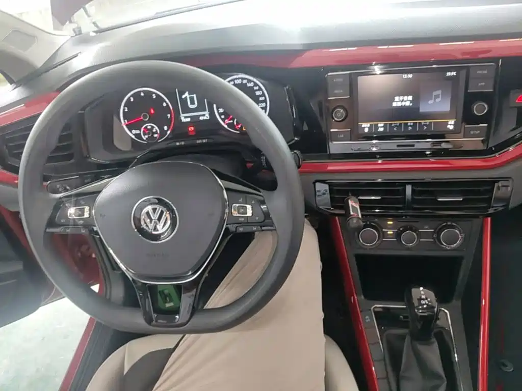 Volkswagen Polo 2019 — фото 10