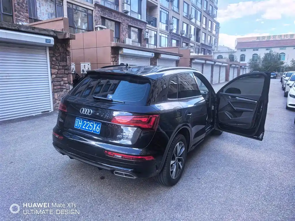 Audi Q5L 2023 — фото 4