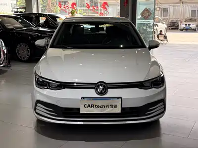 Volkswagen Golf 2023