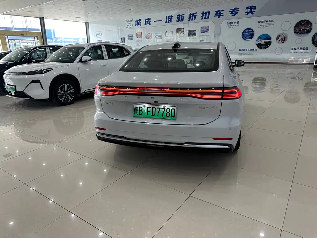 Geely Galaxy A7 EM 2026 — фото 8