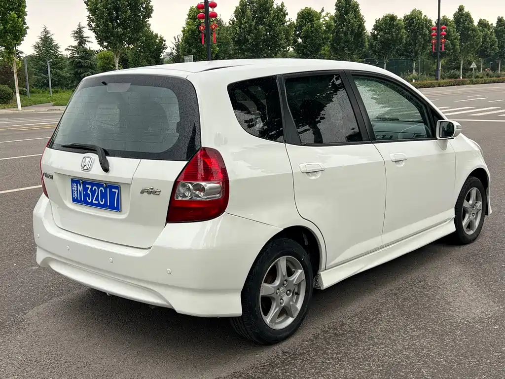 Honda Fit 2008 — фото 7