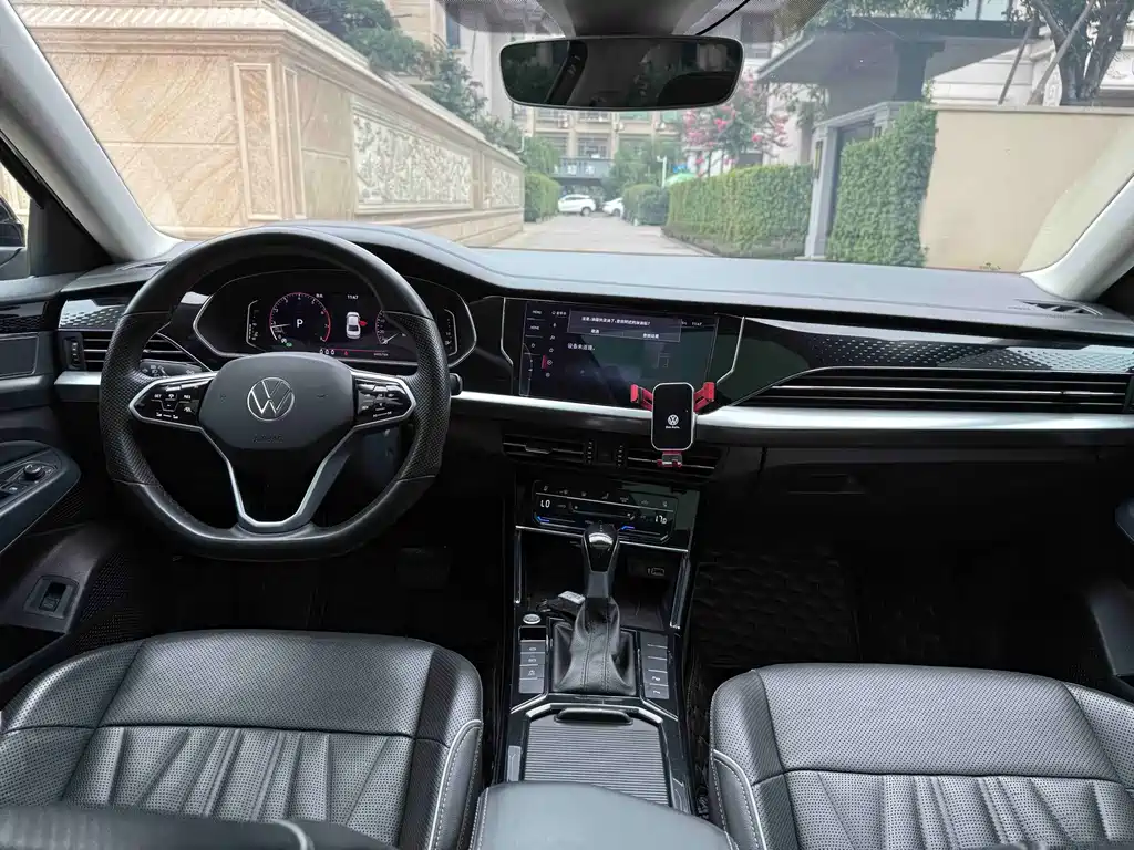 Volkswagen Passat 2022