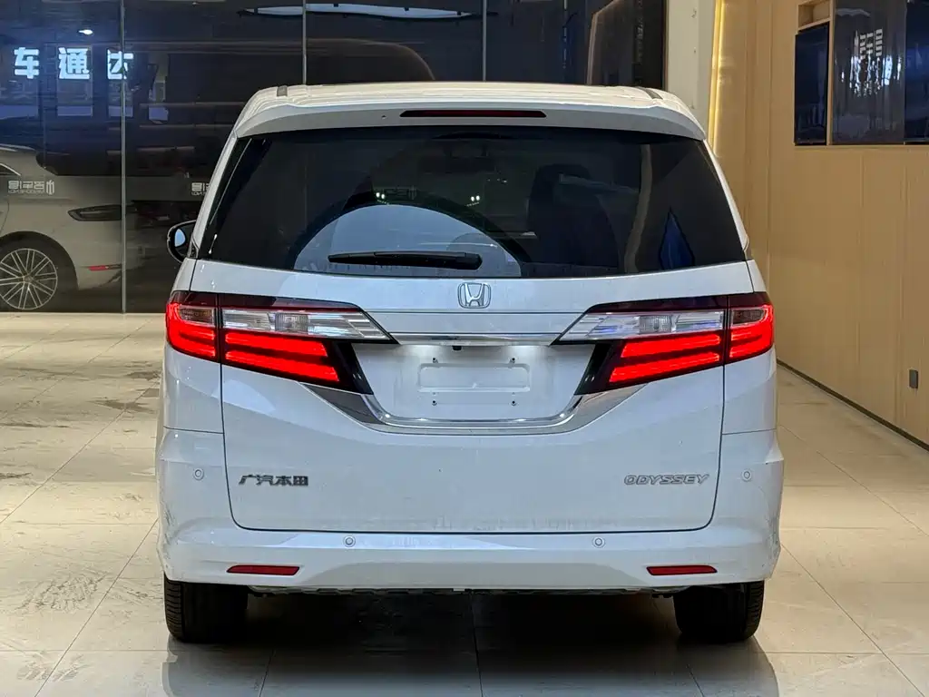 Honda Odyssey 2019 — фото 4