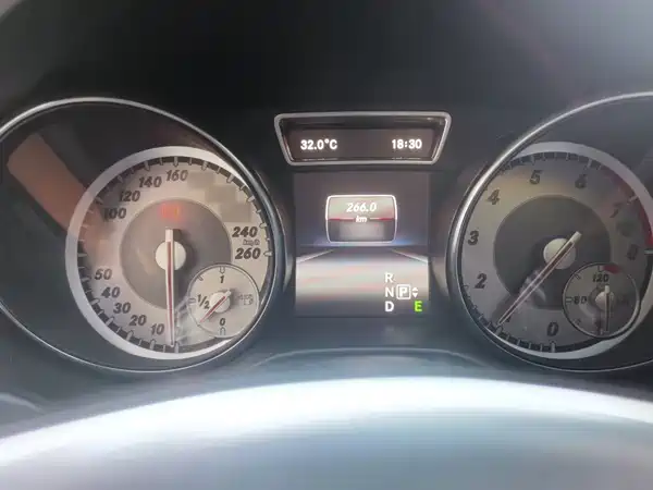 Mercedes-Benz GLA 2015