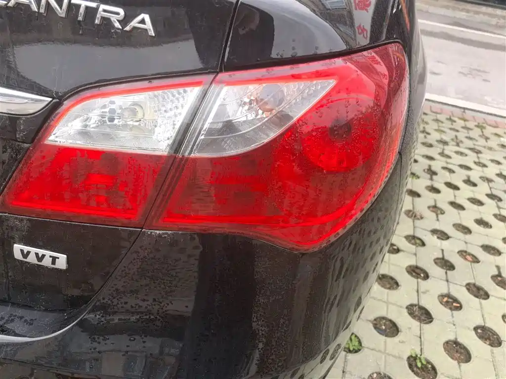 Hyundai Elantra 2014 — фото 24