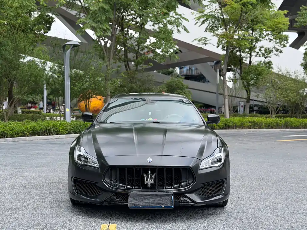 Maserati Quattroporte 2015
