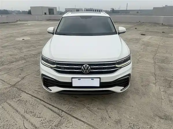 Volkswagen Tiguanx 2021