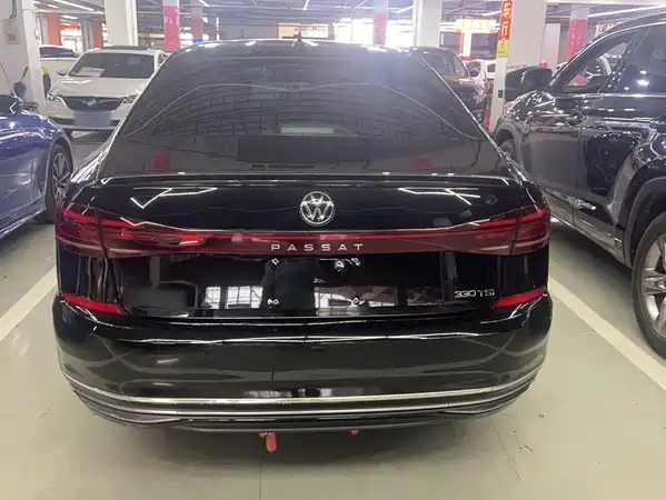 Volkswagen Passat 2022